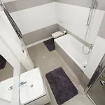 Piacsek Apartmanhaz