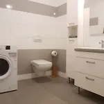 Piacsek Apartmanhaz شقة فندقية بيتْش