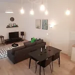 شقة فندقية Piacsek Apartmanhaz بيتْش