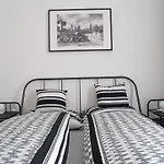 Piacsek Apartmanhaz