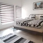 Piacsek Apartmanhaz شقة فندقية