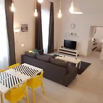 Piacsek Apartmanhaz شقة فندقية 4*