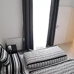Piacsek Apartmanhaz شقة فندقية