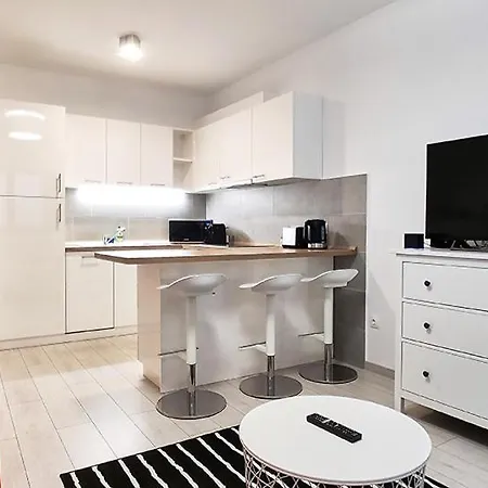 Piacsek Aparthotel *