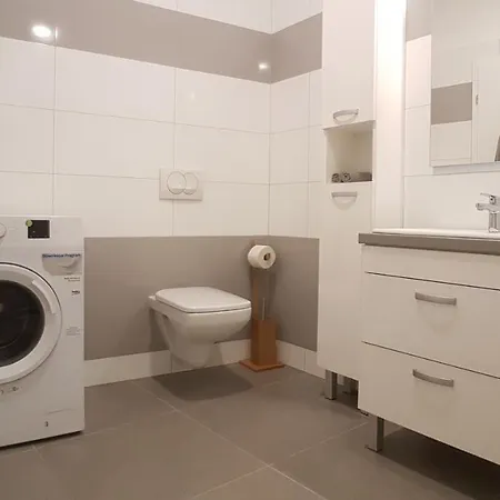 Piacsek Apartmanhaz Aparthotel Pětikostelí