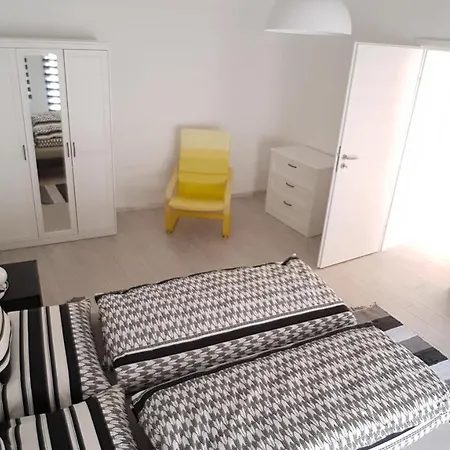 Piacsek Apartmanhaz Aparthotel Pécs