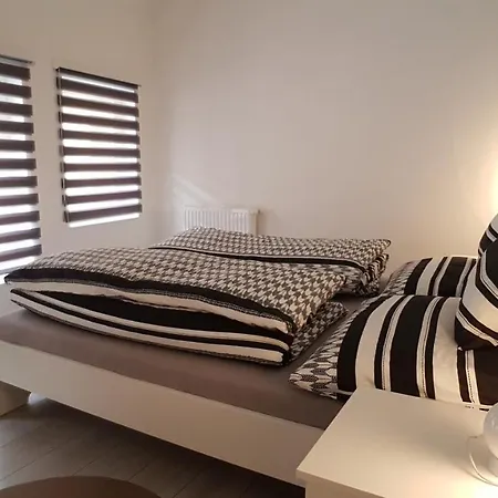 Piacsek Aparthotel Pécs