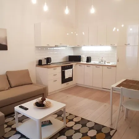 Piacsek Apartmanhaz Aparthotel Pécs