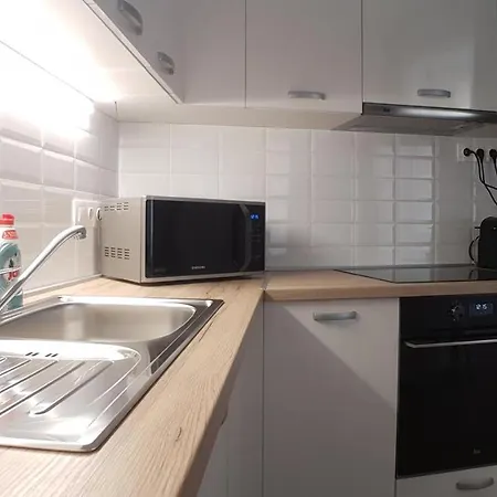 Piacsek Apartmanhaz *