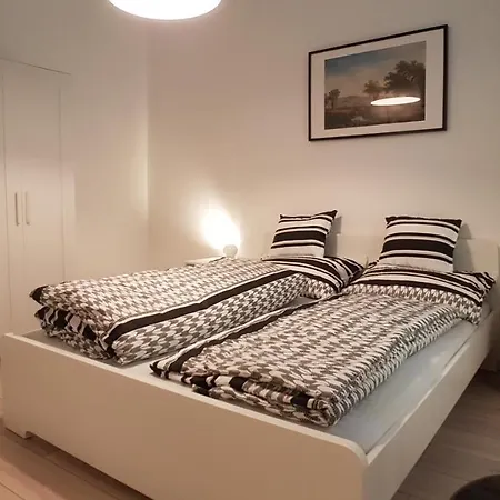 Piacsek Apartmanhaz