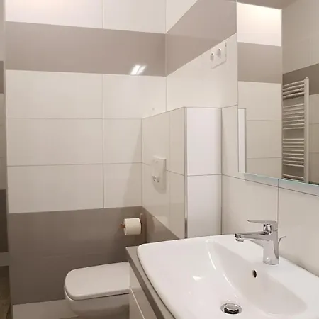 Piacsek Apartmanhaz Pécs