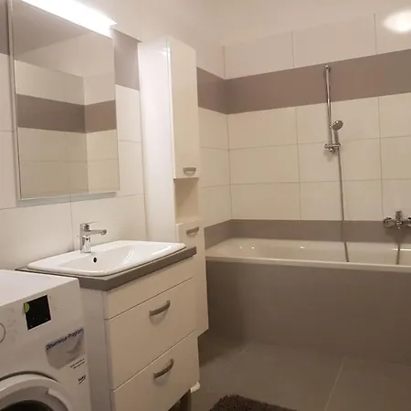 Piacsek Apartmanhaz Aparthotel