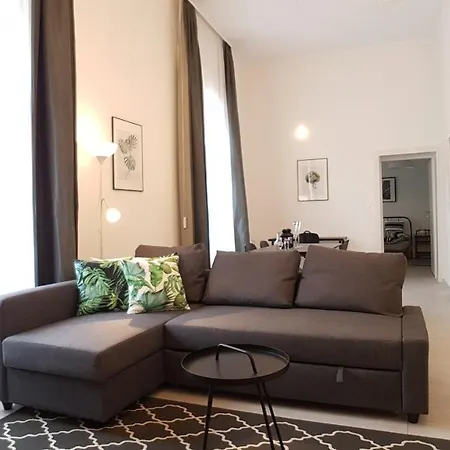 Piacsek Aparthotel *