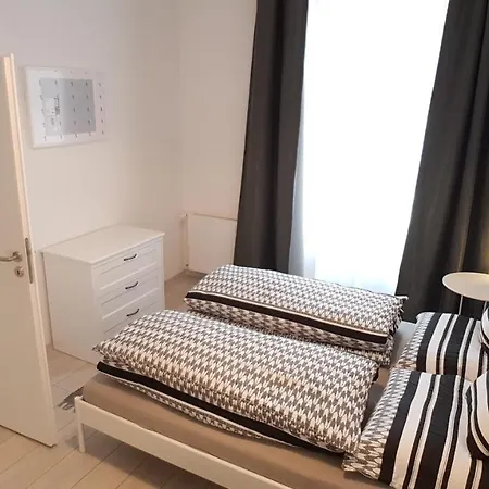 Piacsek Apartmanhaz Апарт-отель