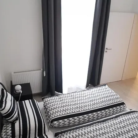 Piacsek Aparthotel