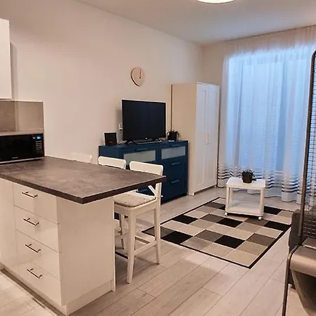 Апарт-отель Piacsek Apartmanhaz