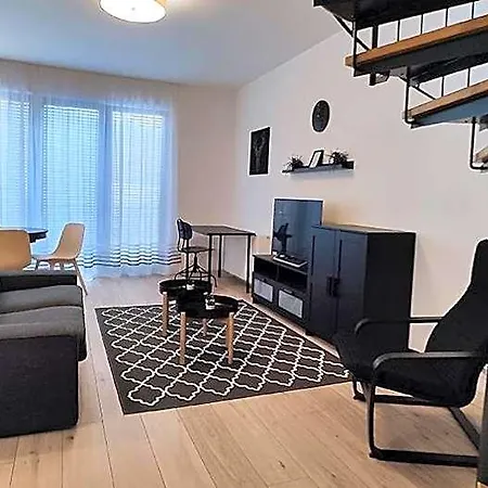 Piacsek Apartmanhaz