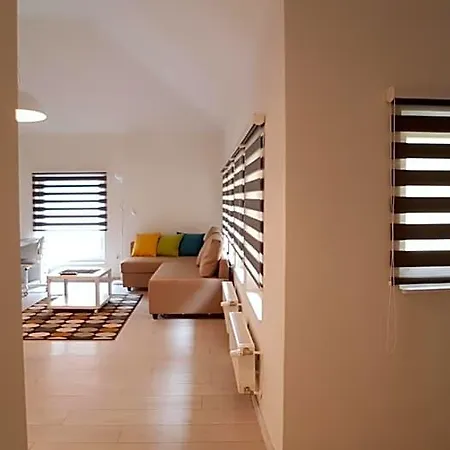 Piacsek Apartmanhaz 페치