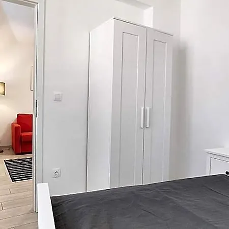 아파트호텔 Piacsek Apartmanhaz 페치