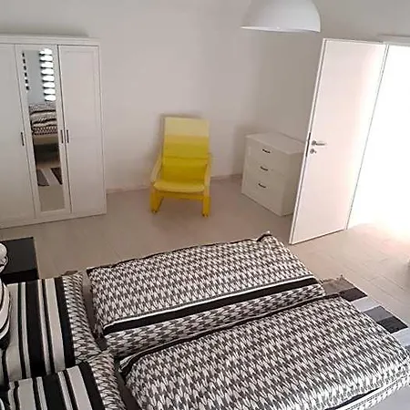 Piacsek Apartmanhaz 아파트호텔 페치