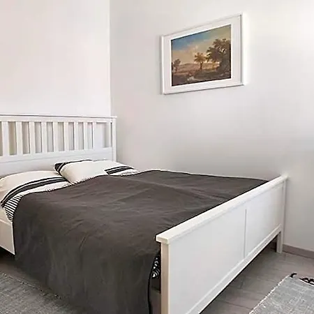 Piacsek Apartmanhaz 아파트호텔