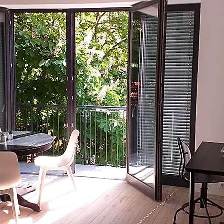 Piacsek Apartmanhaz Pécs