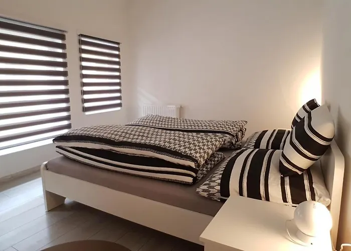 Piacsek Apartmanhaz Hotel apartamentowy Pécs