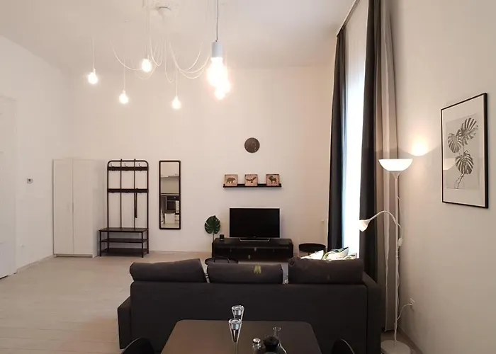 Piacsek Apartmanhaz Hotel apartamentowy
