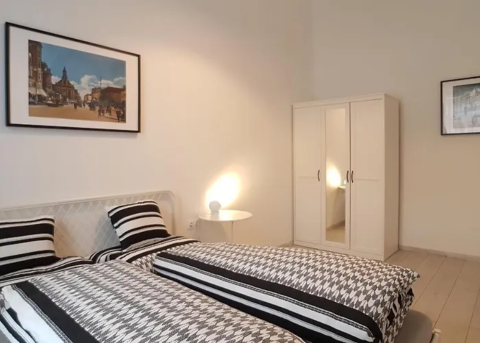 Piacsek Apartmanhaz Pécs