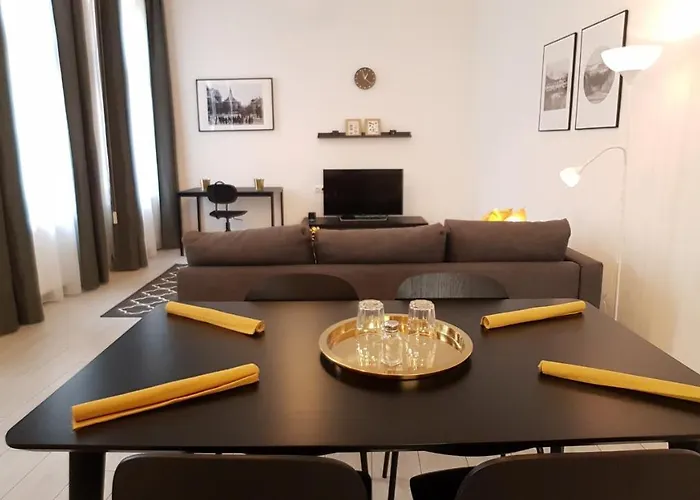Piacsek Apartmanhaz 4* Pécs
