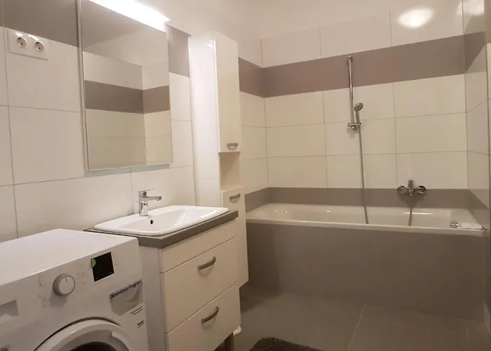 Piacsek Apartmanhaz Aparthotel