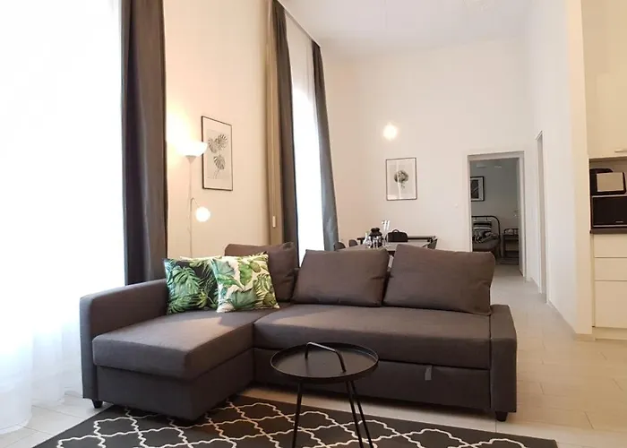 Piacsek Apartmanhaz Aparthotel 4*