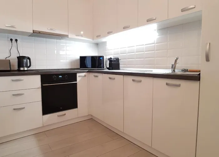 Piacsek Apartmanhaz Aparthotel 4*