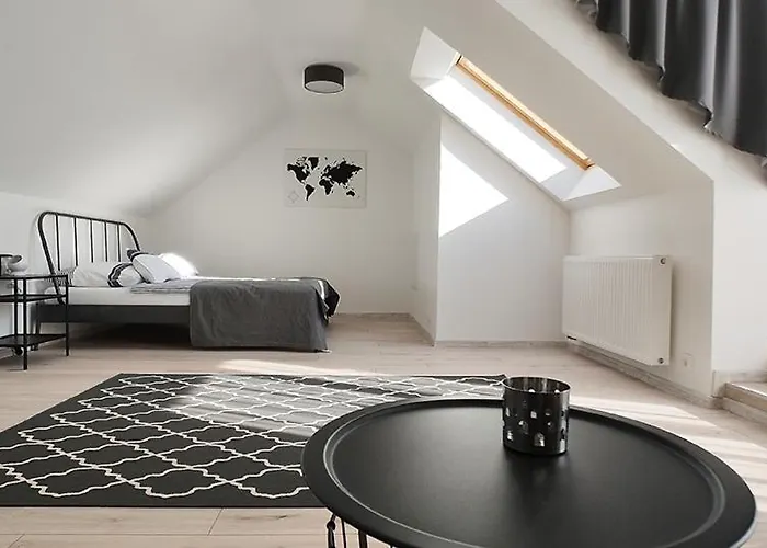 Piacsek Apartmanhaz 4*