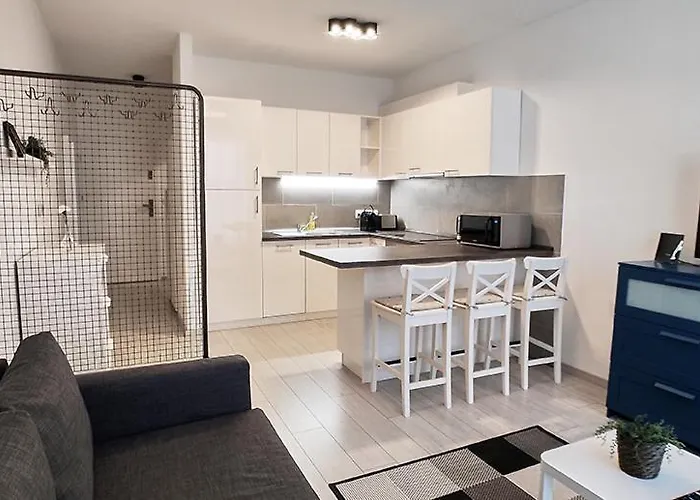 Piacsek Apartmanhaz Pécs