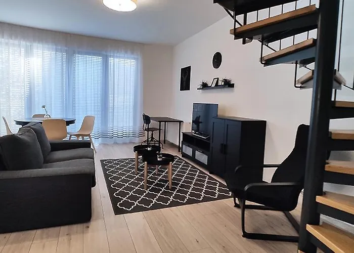 Piacsek Apartmanhaz Aparthotel