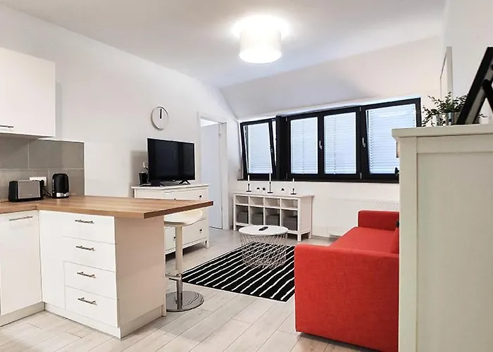 Piacsek Apartmanhaz 4* Pécs