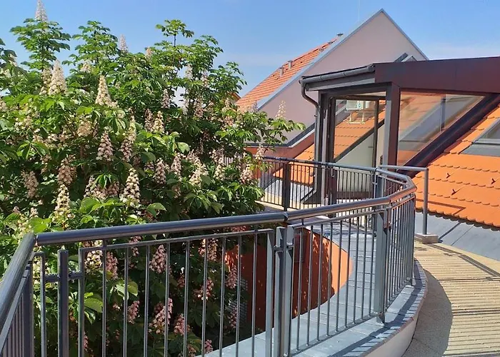 Piacsek Apartmanhaz Aparthotel Pécs